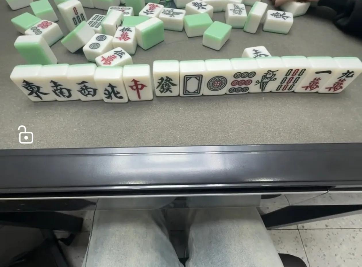 打麻将玄学技巧_GG扑克组合策略_扑克玄学打法