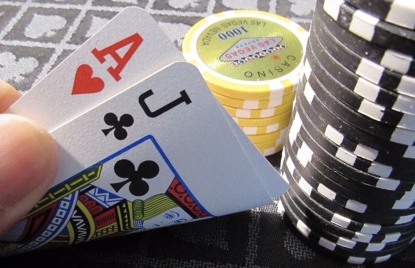 翻前如何游戏AJ杂花_AJ杂花德州扑克策略_GG德州扑克牌型组合策略