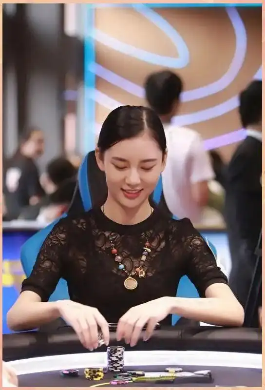 德州扑克基础规则与术语_GG德州扑克实用策略_德州扑克基础策略与进阶技巧