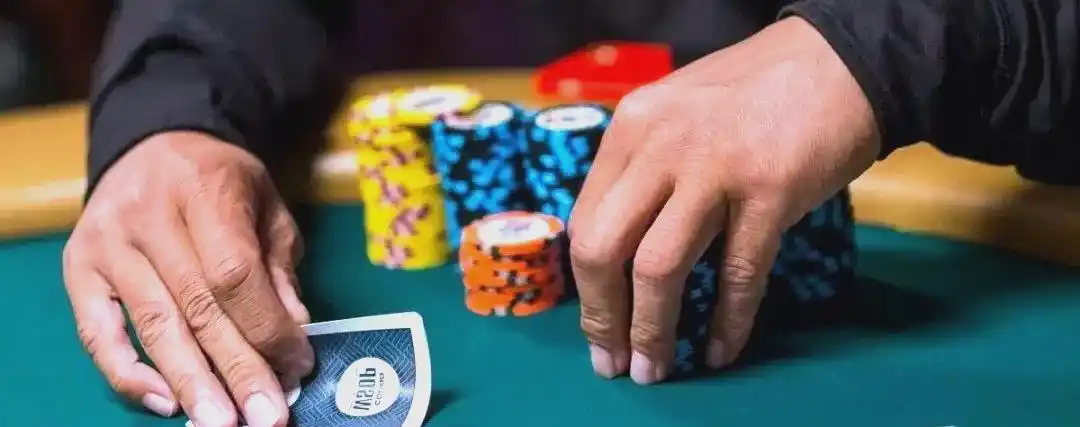 扑克初学者技巧_GG扑克牌型策略_扑克强弱起手牌策略